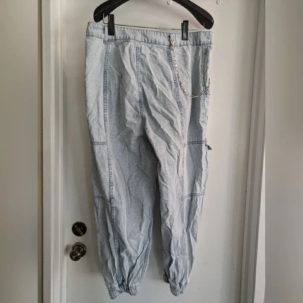 Hot Topic TRIPP Cargo Pants - Picture 8 of 9